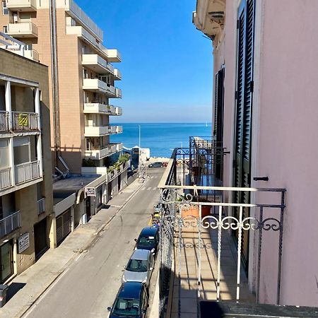La Cementina Sul Mare Apartment Бари Екстериор снимка