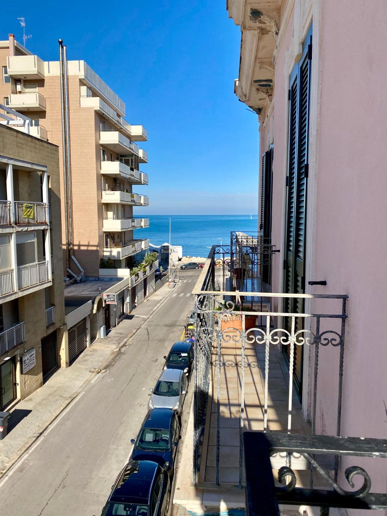 La Cementina Sul Mare Apartment Бари Екстериор снимка